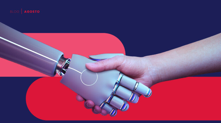 Mano Humana brindando apoyo a mano robotica, bots de citas